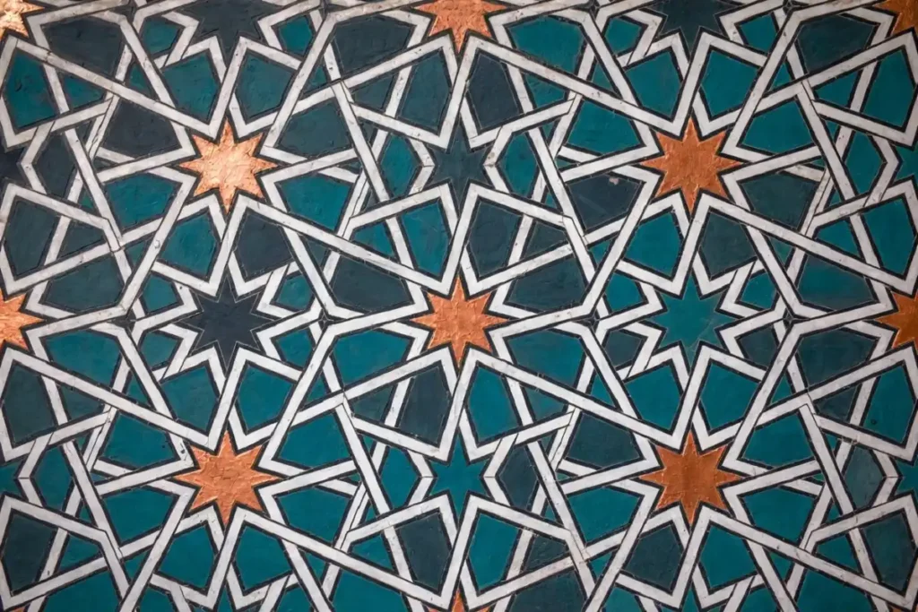 Symmetrical Islamic-style geometric pattern with interlocking stars and polygons