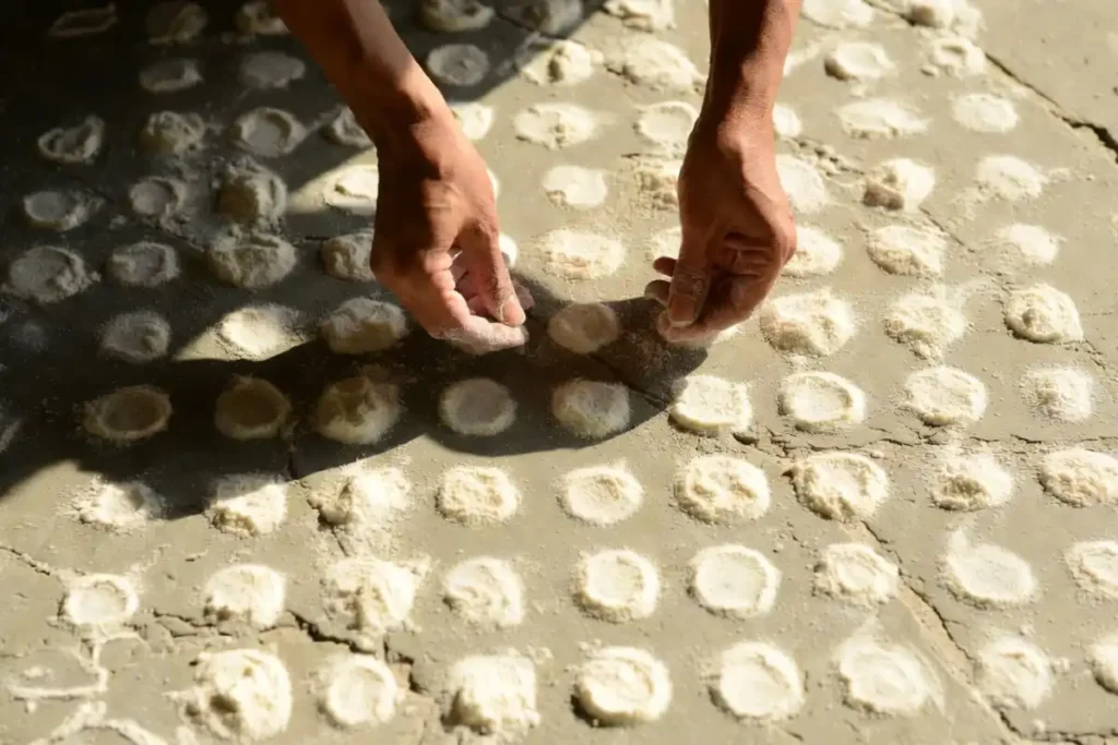 Placing dot grid for South Indian kolam rangoli designs